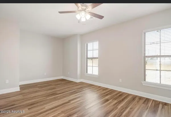 $1,800 | 139 Iberia Street, Unit I, Youngsville, LA 70592