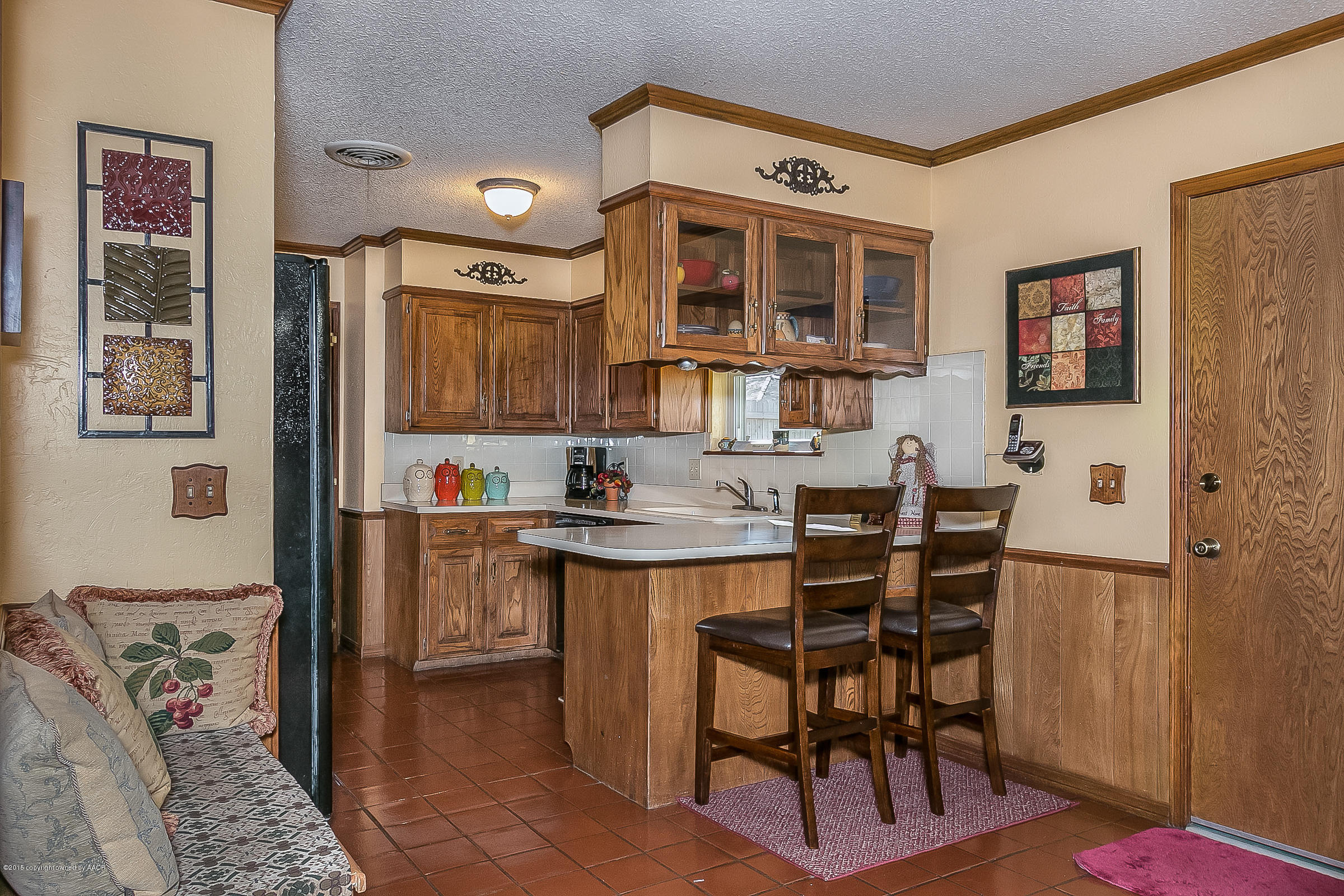 5104 While A Way Road Amarillo, TX 79109 - Photo 7 of 23 Dining Toward Kitchen