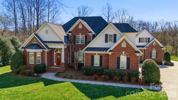 $950,000 | 6005 Bunnybrook Lane, Unit 19, Wesley Chapel, NC 28110