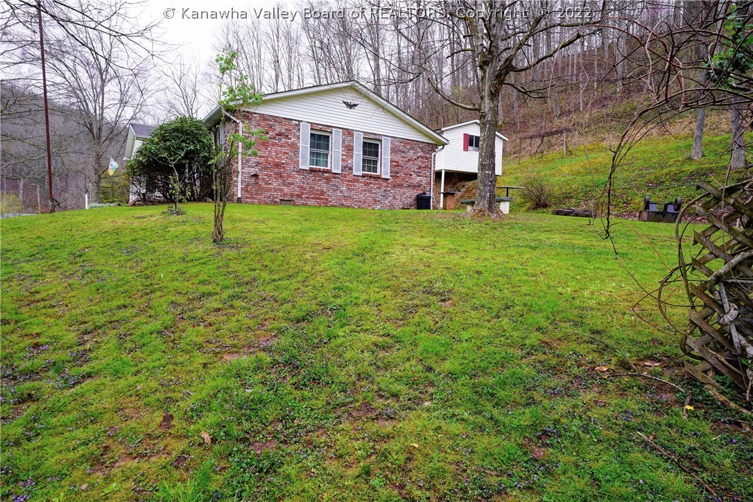 628 Amma Road Clendenin, WV 25045 - Photo 35 of 39 Gallery Image 35