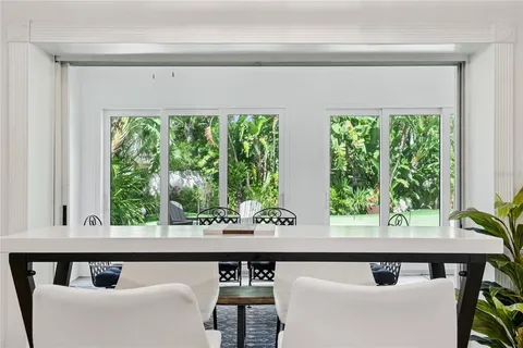 $1,439,000 | 3303 West Lawn Avenue, Tampa, FL 33611