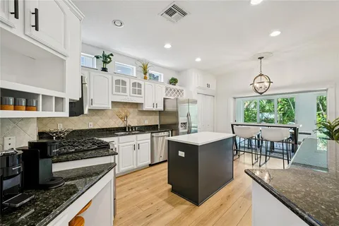 $1,439,000 | 3303 West Lawn Avenue, Tampa, FL 33611