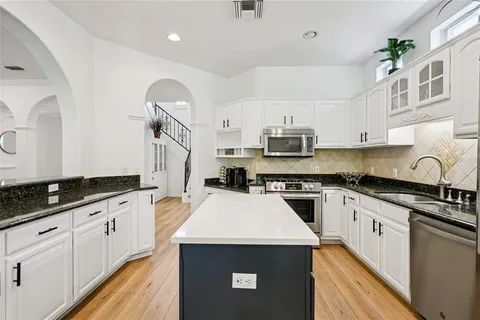 $1,439,000 | 3303 West Lawn Avenue, Tampa, FL 33611