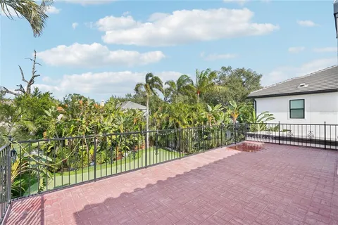 $1,439,000 | 3303 West Lawn Avenue, Tampa, FL 33611