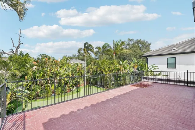 $1,439,000 | 3303 West Lawn Avenue, Tampa, FL 33611