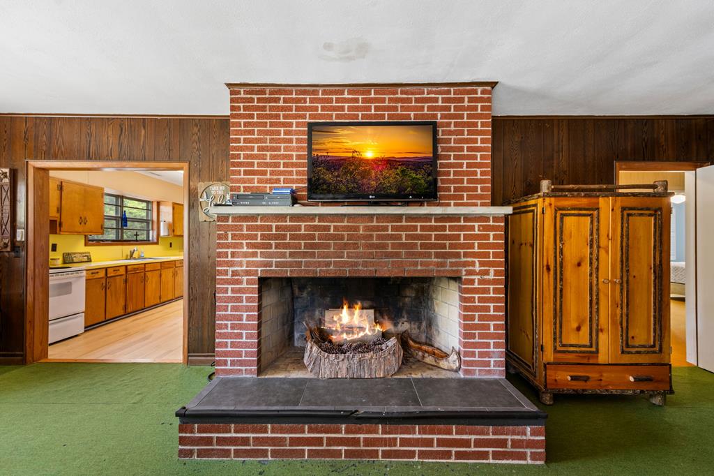 70 Rowland Pointe Morganton, GA 30560 - Photo 10 of 63