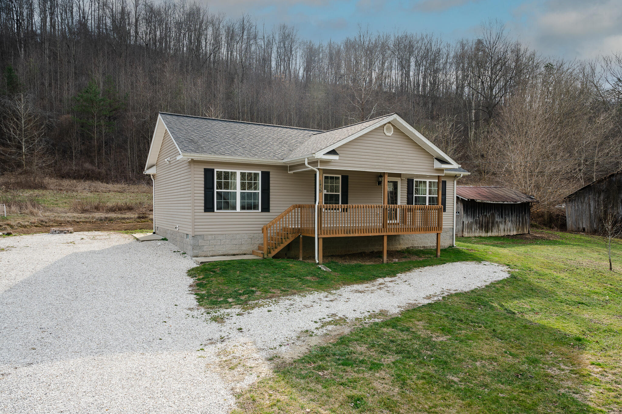 1433 Holly Fork Road Morehead, KY 40351 - Photo 20 of 24 1433 Holly Fork Morehead Ky-3
