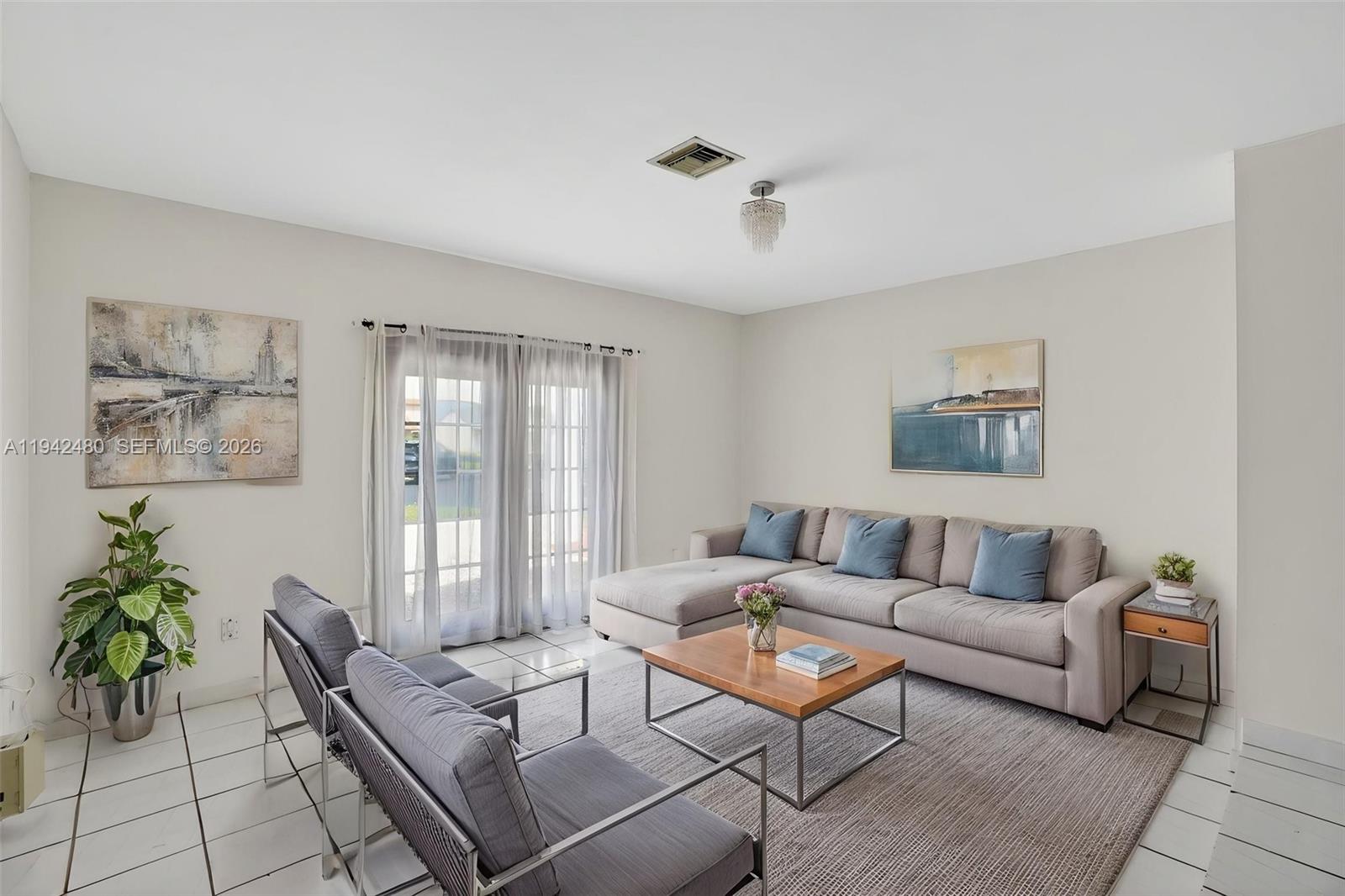 6905 Southwest 104th Court Miami, FL 33173 - Photo 11 of 45