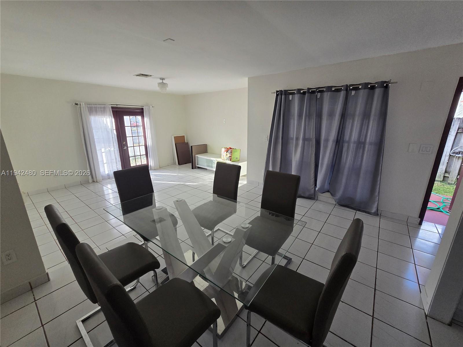 6905 Southwest 104th Court Miami, FL 33173 - Photo 17 of 19