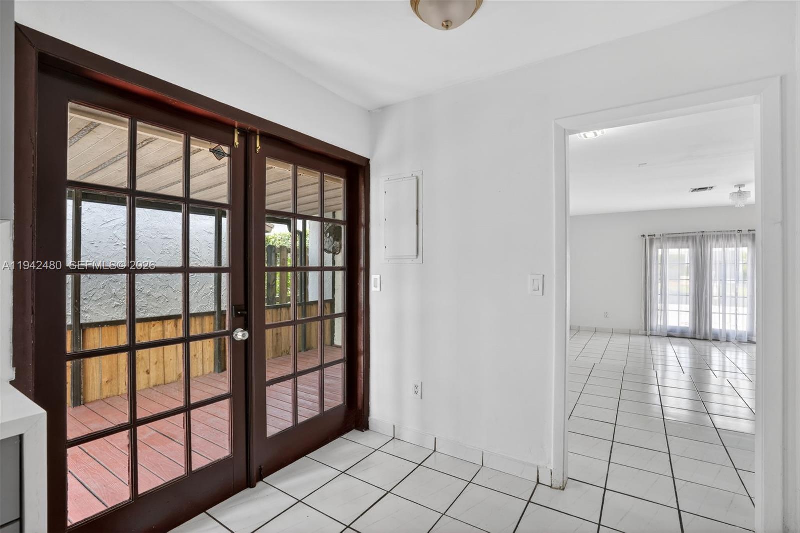 6905 Southwest 104th Court Miami, FL 33173 - Photo 18 of 45