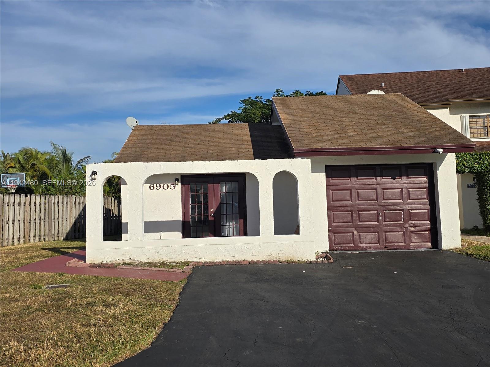 6905 Southwest 104th Court Miami, FL 33173 - Photo 2 of 19