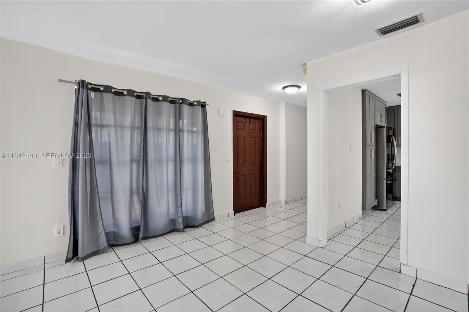 6905 Southwest 104th Court Miami, FL 33173 - Photo 9 of 45