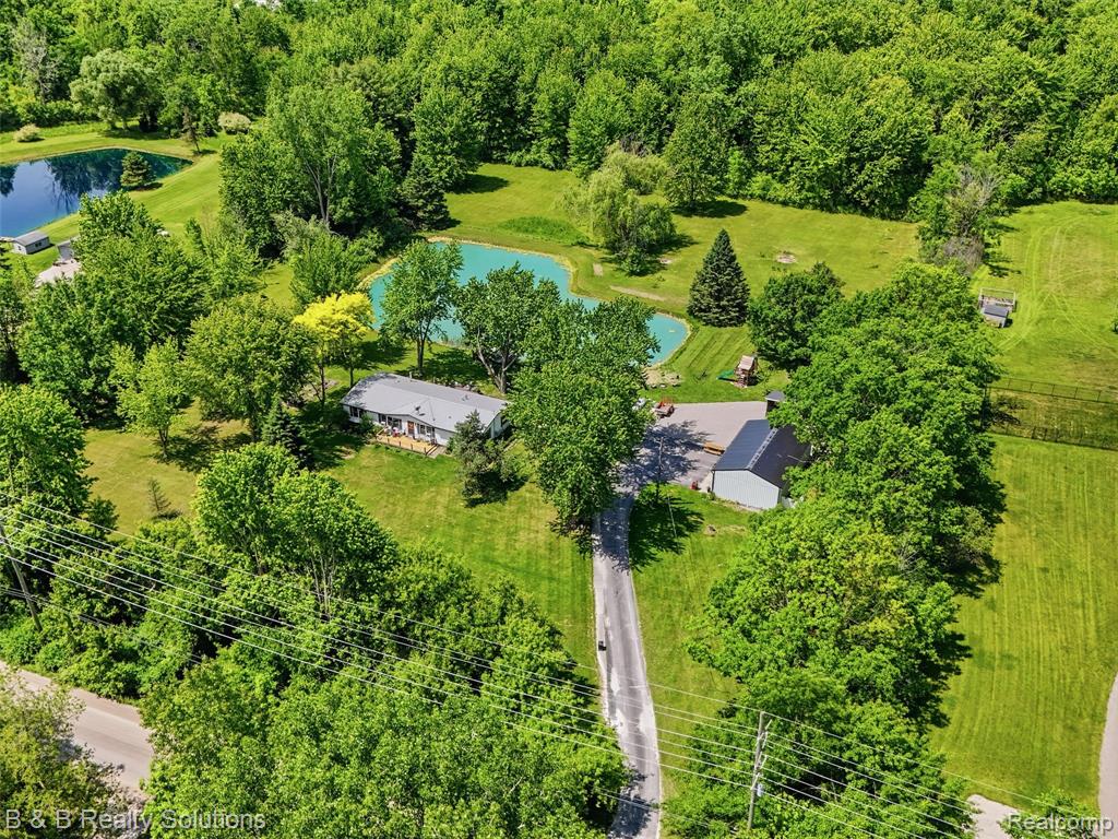 60455 Bates Road New Haven, MI 48048 - Photo 13 of 58