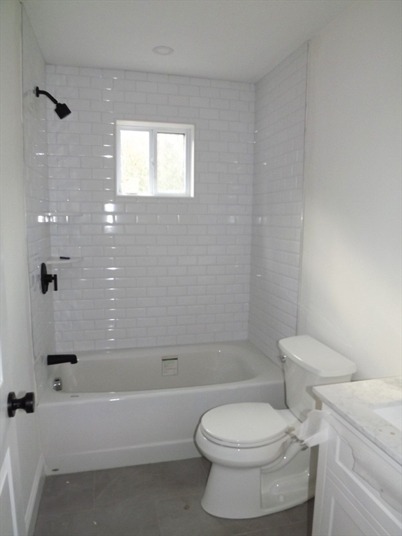 4 West Dudley Road Dudley, MA 01571 - Photo 14 of 18