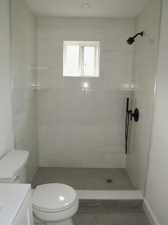 4 West Dudley Road Dudley, MA 01571 - Photo 15 of 18