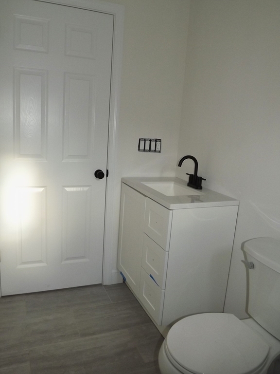 4 West Dudley Road Dudley, MA 01571 - Photo 16 of 18