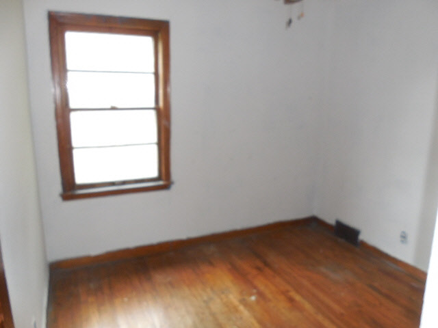 3152 Indian Road Davenport, IA 52802 - Photo 6 of 11 Gallery Image 6
