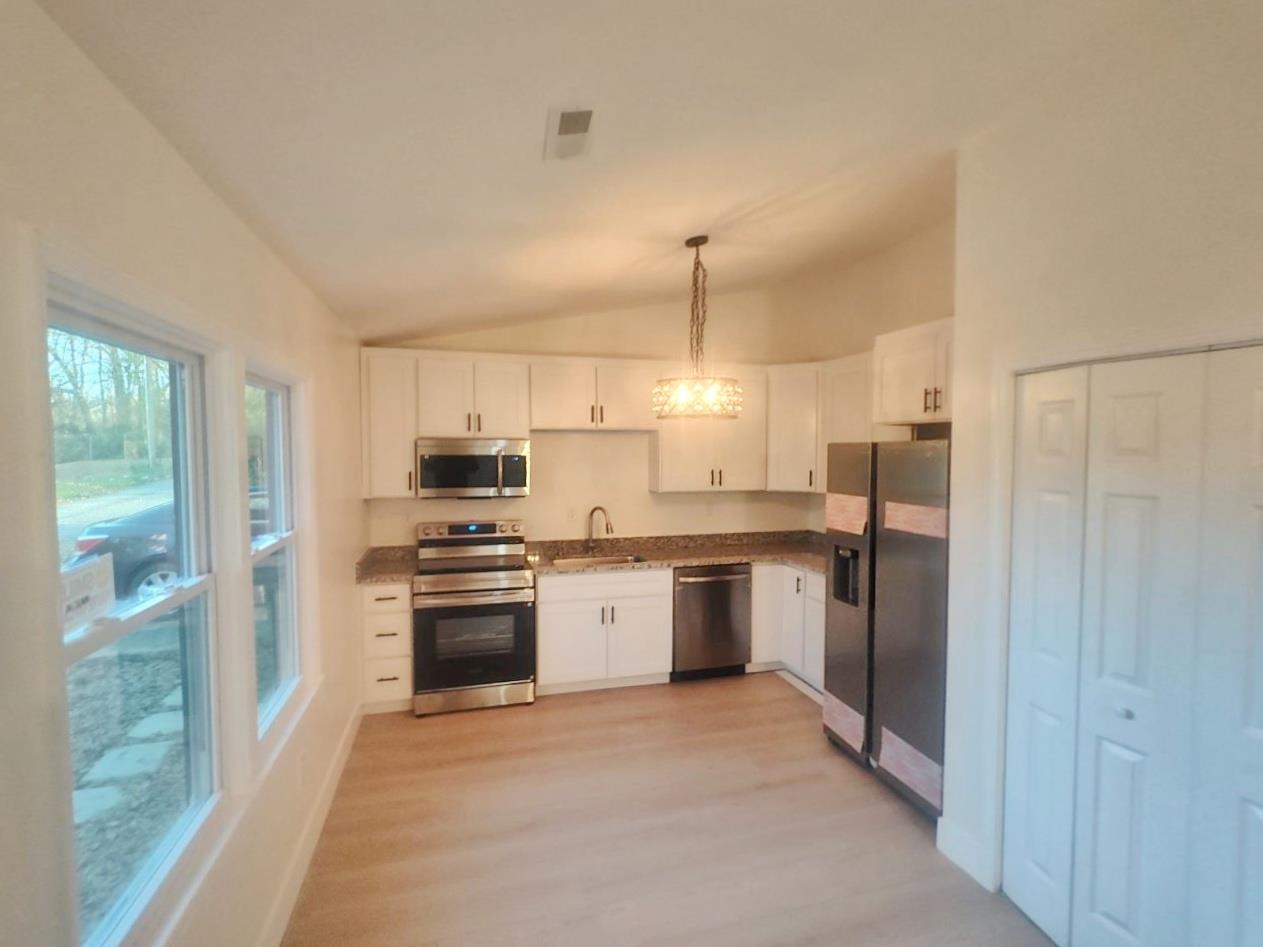 306 Spruce Street Spartanburg, SC 29303 - Photo 8 of 16