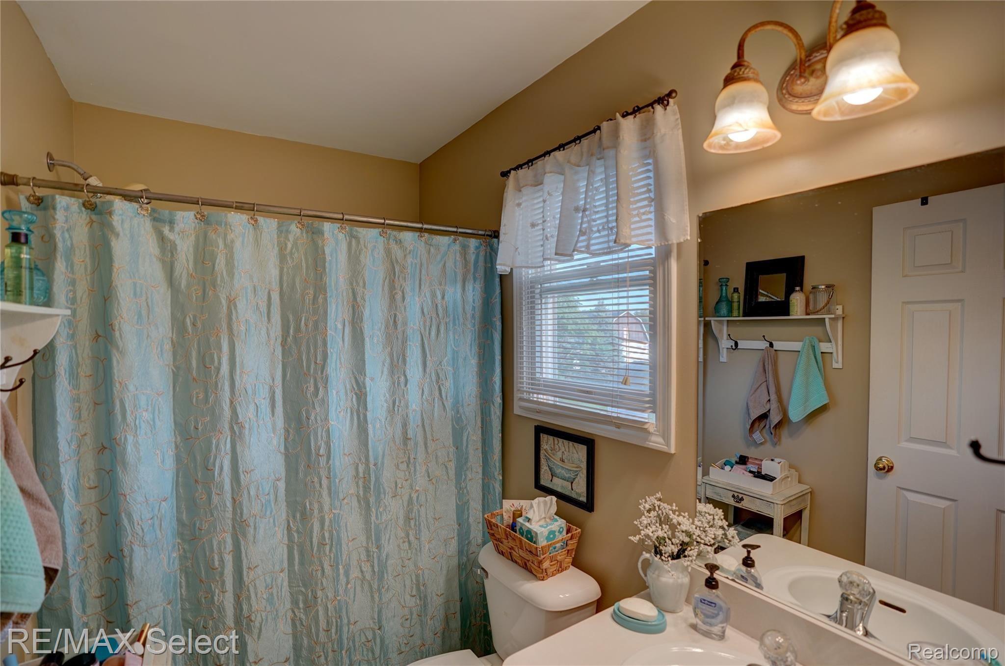 8224 North Genesee Road Mount Morris, MI 48458 - Photo 26 of 57 8224 N Genesee Road 46.jpg