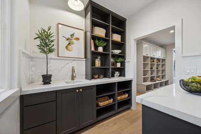 $1,829,000 | 4700 Philco Drive, Austin, TX 78745