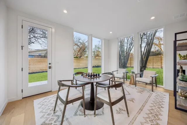 $1,829,000 | 4700 Philco Drive, Austin, TX 78745