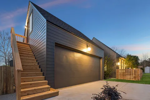 $1,829,000 | 4700 Philco Drive, Austin, TX 78745