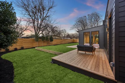 $1,829,000 | 4700 Philco Drive, Austin, TX 78745