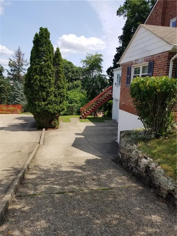 717 Highview Road Pittsburgh, PA 15234 - Photo 3 of 19 Gallery Image 3