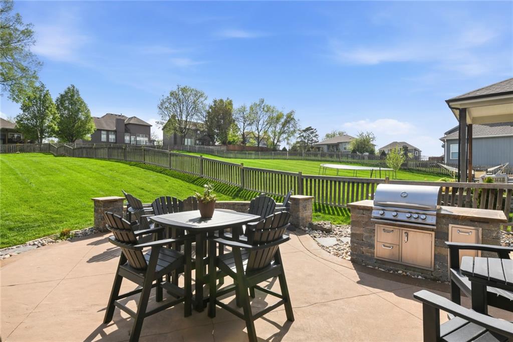 1021 Southwest Drake Circle Lee's Summit, MO 64082 - Photo 58 of 61