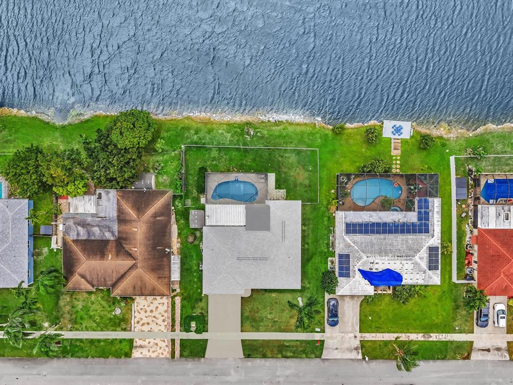 10725 Eureka Street Boca Raton, FL 33428 - Photo 3 of 54