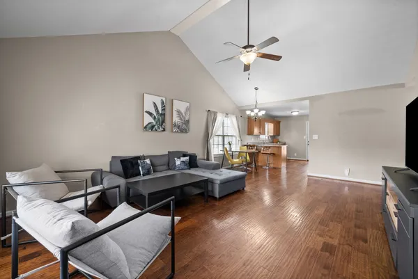 $299,500 | 1640 Buchanon Drive, Clarksville, TN 37042