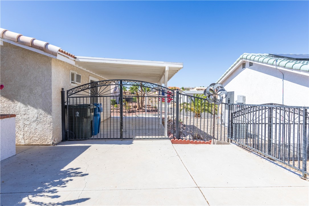 2430 South Ridge Avenue Bullhead City, AZ 86429 - Photo 34 of 57