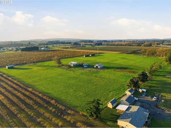 $1,159,000 | 8949 South Gribble Road, Canby, OR 97013