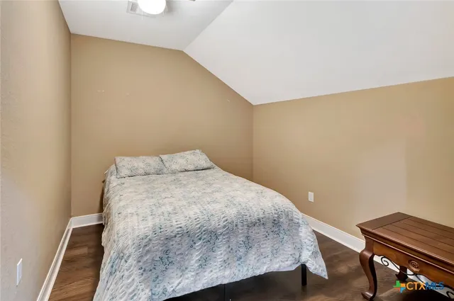 $369,000 | 804 Catclaw Lane, Edna, TX 77957