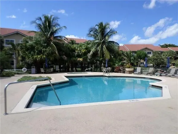 $2,000 | 8781 Wiles Road, Unit 203, Coral Springs, FL 33067