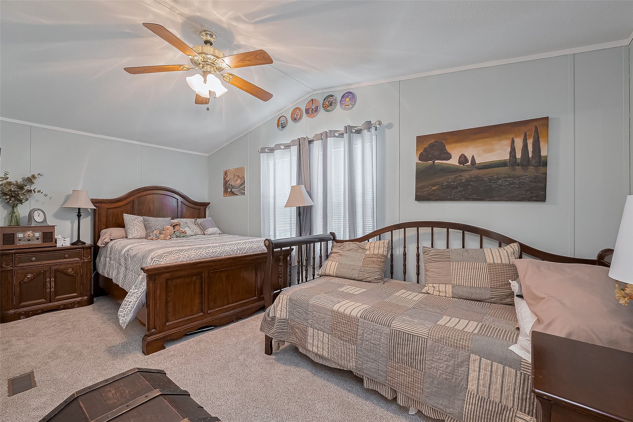 333 Lakeshore Drive Onalaska, TX 77360 - Photo 13 of 20 second bedroom
