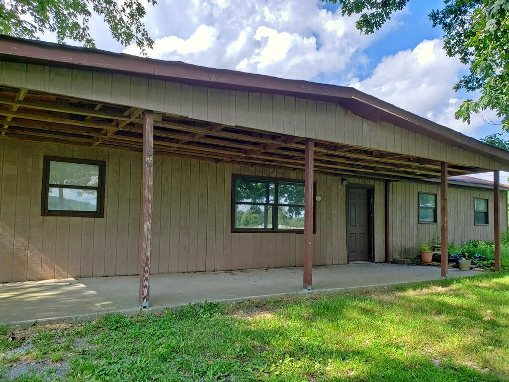 60 Wilson Road Pikeville, TN 37367 - Photo 2 of 33 2