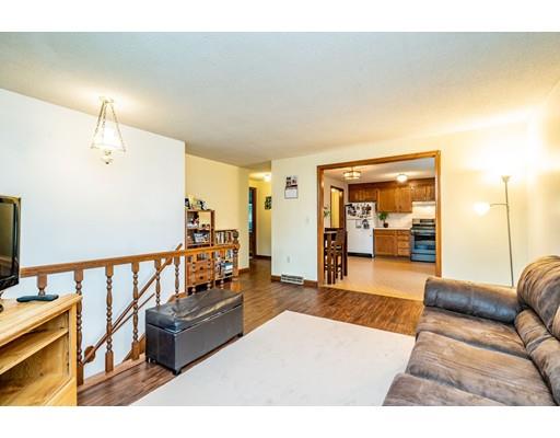 140 Mazarin Street Springfield, MA 01151 - Photo 12 of 36