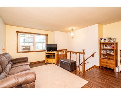 140 Mazarin Street Springfield, MA 01151 - Photo 14 of 36