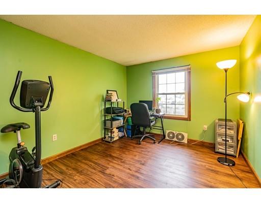 140 Mazarin Street Springfield, MA 01151 - Photo 23 of 36