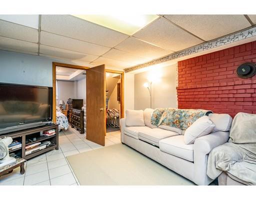 140 Mazarin Street Springfield, MA 01151 - Photo 27 of 36