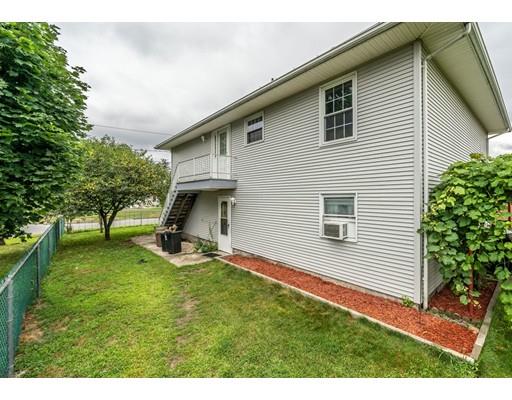 140 Mazarin Street Springfield, MA 01151 - Photo 5 of 36