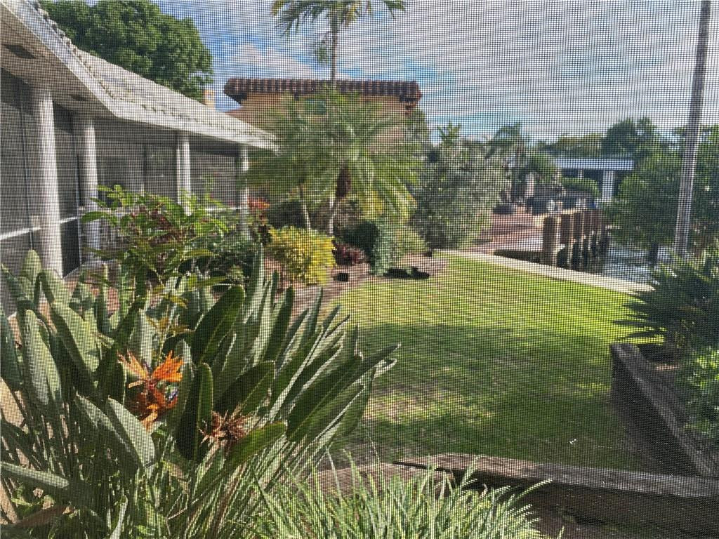 38 Seneca Road Sea Ranch Lakes, FL 33308 - Photo 10 of 12 Photo 10