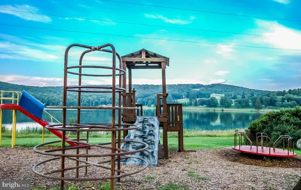 $2,500 | Lot 124 Woodbine Drive, Terra Alta, WV 26764