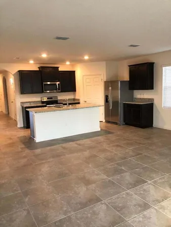 $2,900 | 10571 Southwest Toren Way, Port St. Lucie, FL 34987