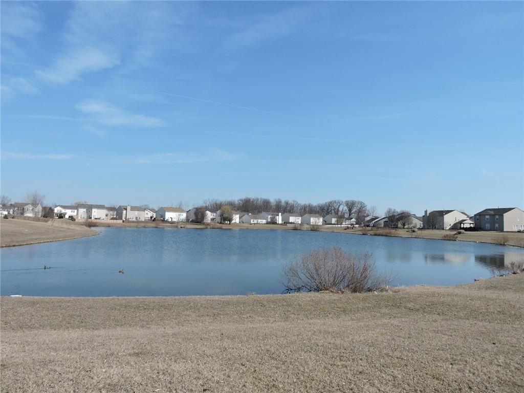 6320 Eastern Range Road Indianapolis, IN 46234 - Photo 8 of 38