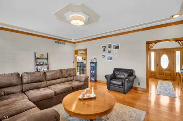 $625,000 | 10232 Highway 129, Cross Plains, IN 47017