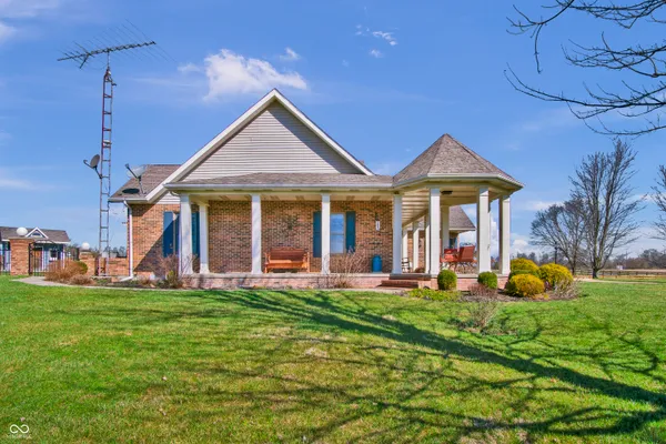 $625,000 | 10232 Highway 129, Cross Plains, IN 47017