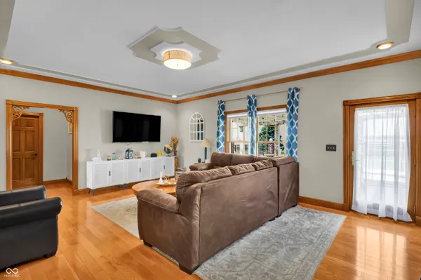 $625,000 | 10232 Highway 129, Cross Plains, IN 47017