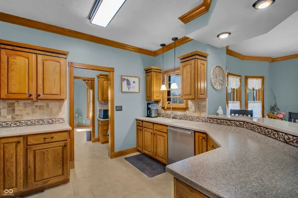 $625,000 | 10232 Highway 129, Cross Plains, IN 47017